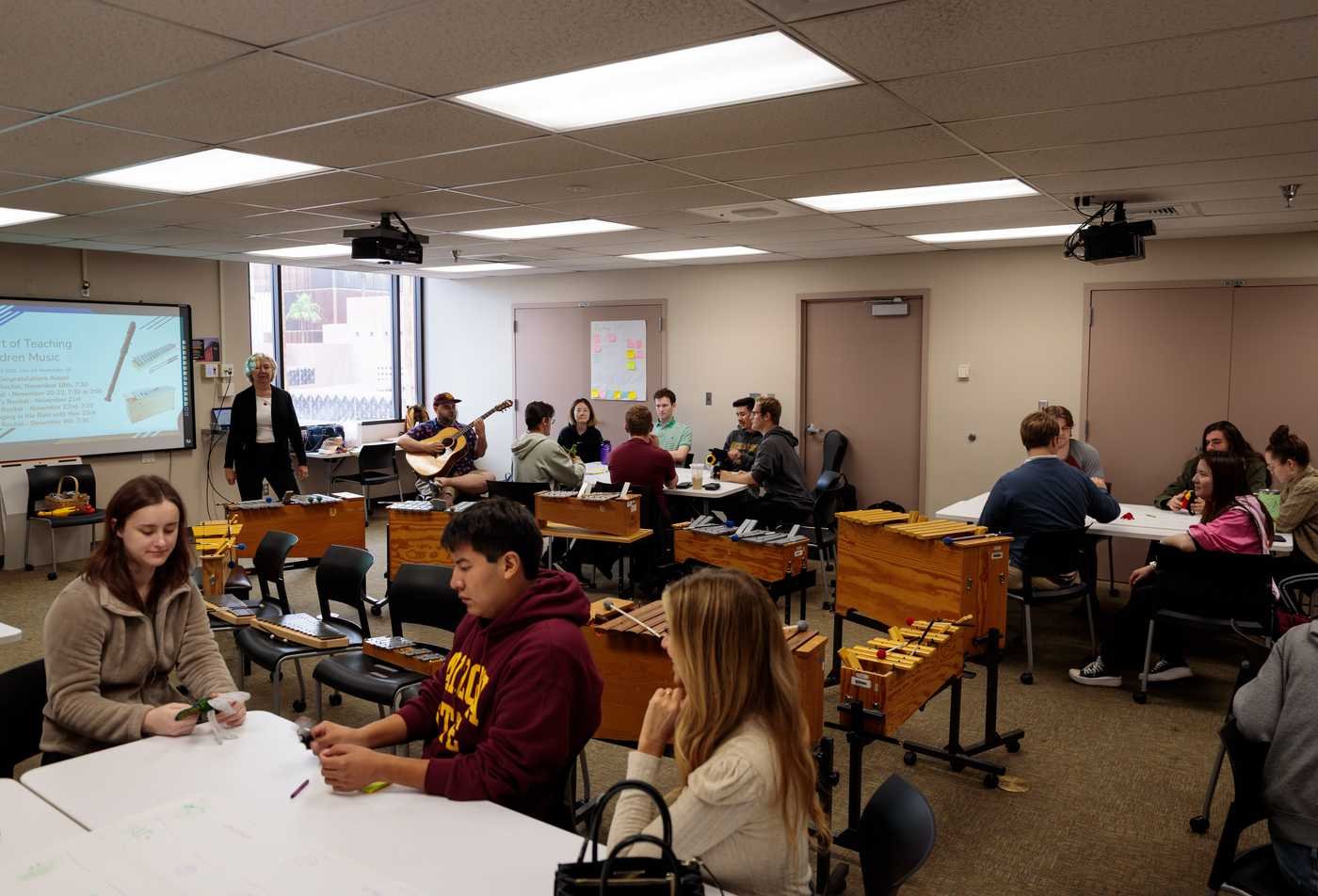 A classroom full of instruments symbolze the field explored in the Music Learning and Teaching, MM.