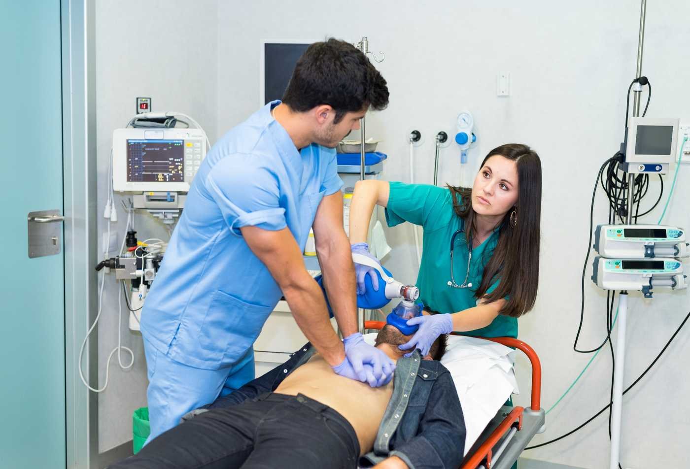 A student provides emergency care during a clinical simulation, showcasing hands-on learning in the Emergency Nurse Practitioner (Graduate Certificate).